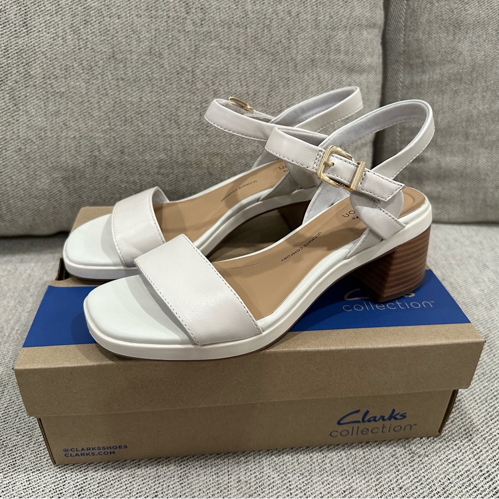 Clarks Women's Cream Sandals with Tan Heel